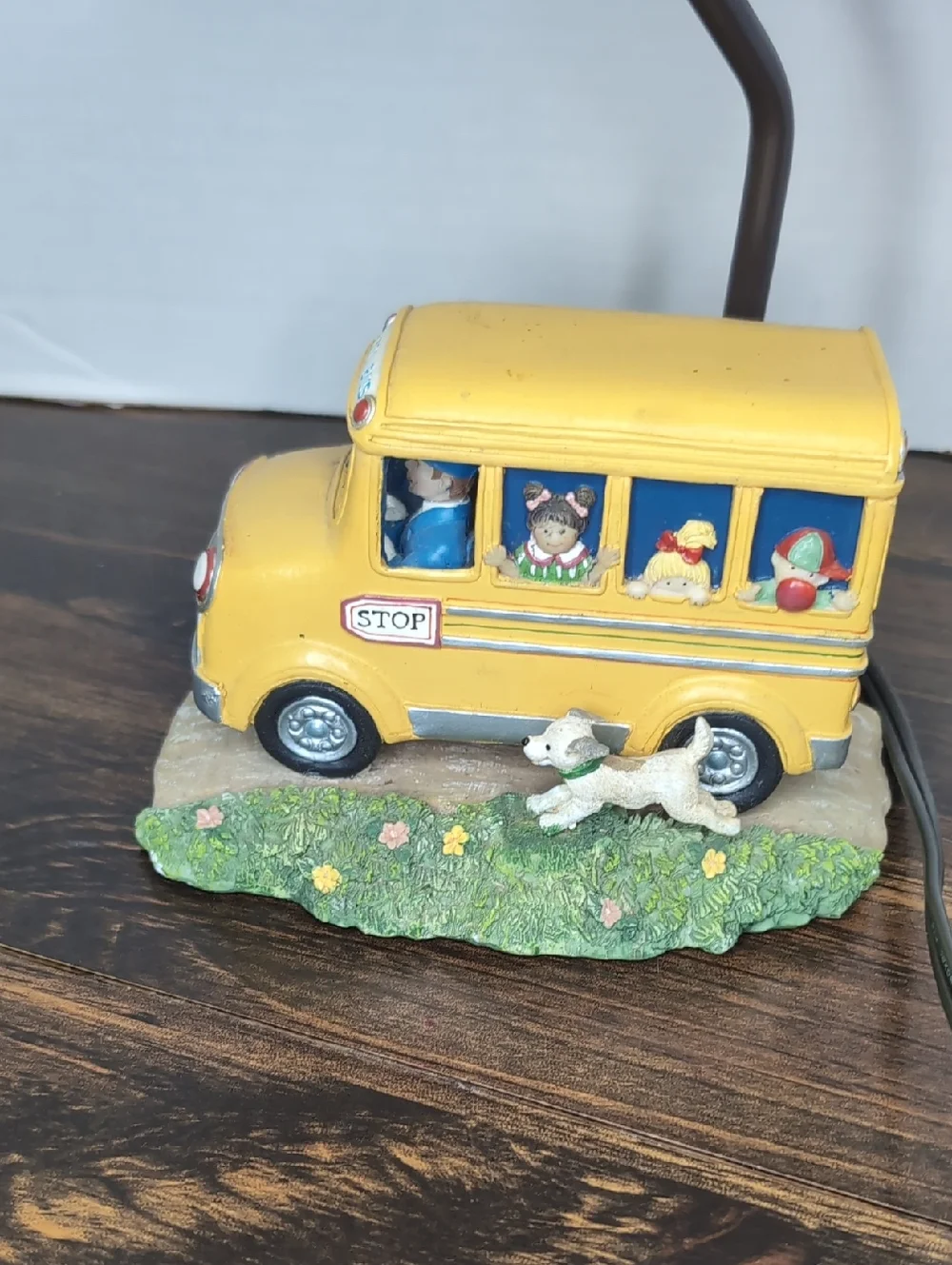 Vintage Susan Winget Children in the Schoolbus Lamp Shade Nursery Decor Working